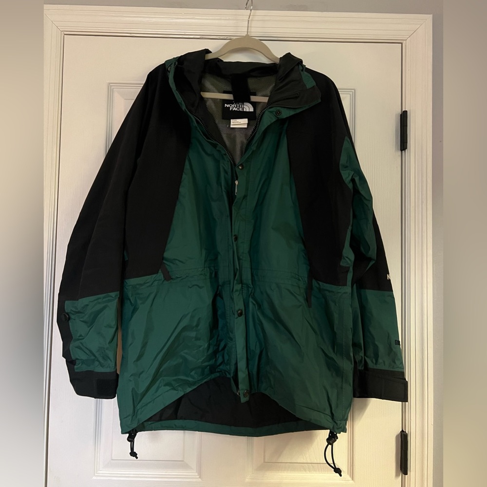 Vintage North Face Gore-Tex Jacket in forest green/black used-great condition